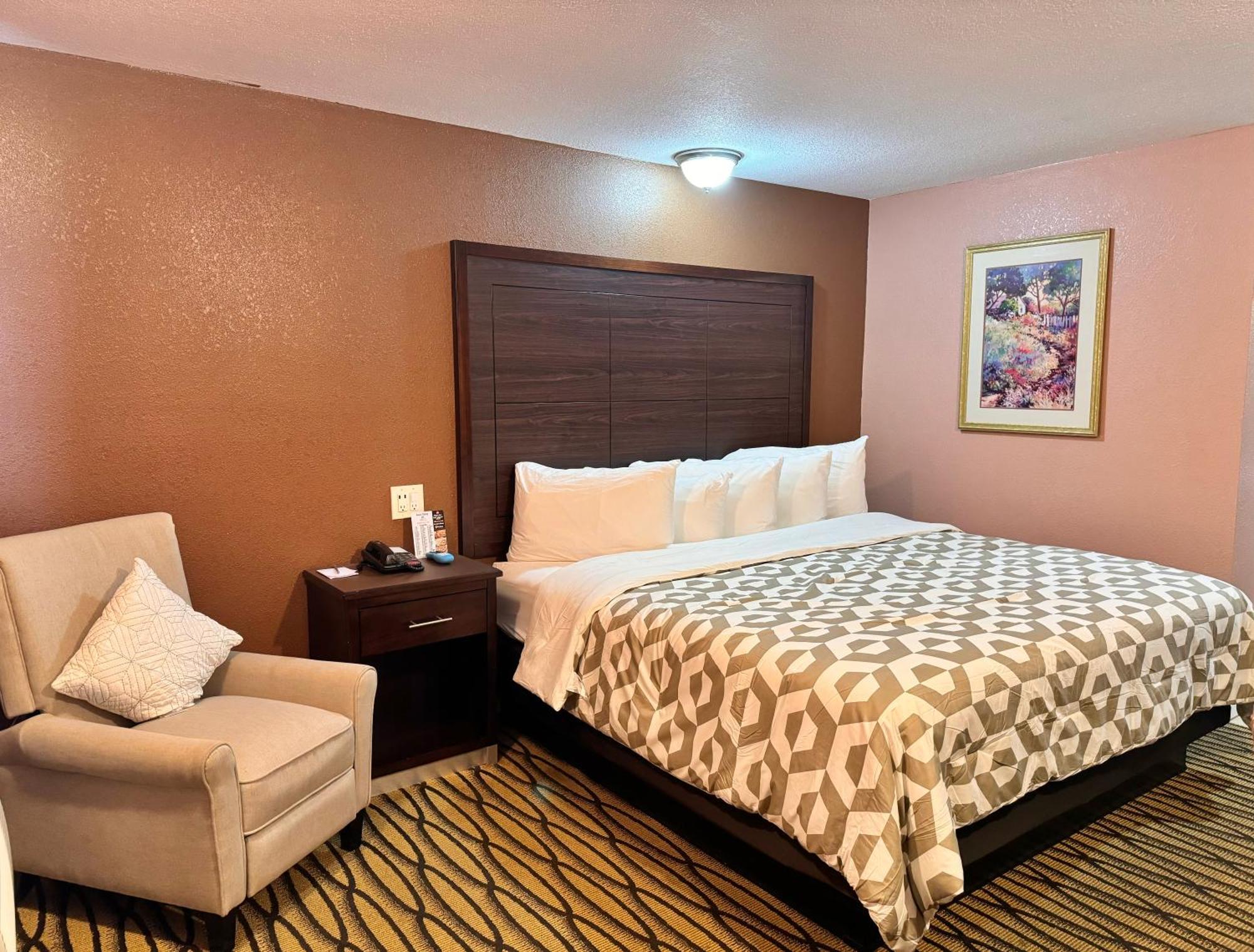 Annie Oakley Motel Окли Номер фото